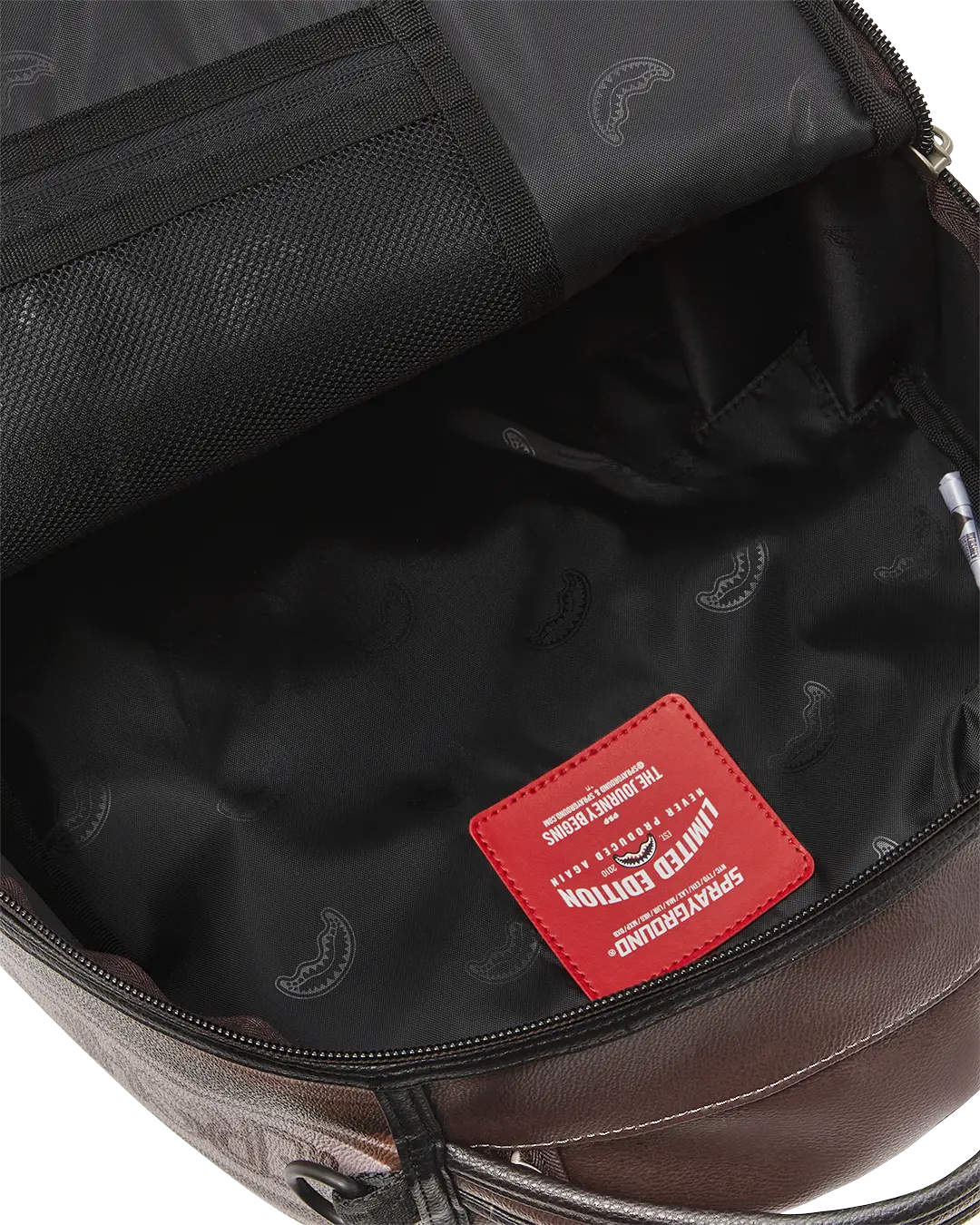 HERSHEY’S SHARK BITE BACKPACK - Image 11