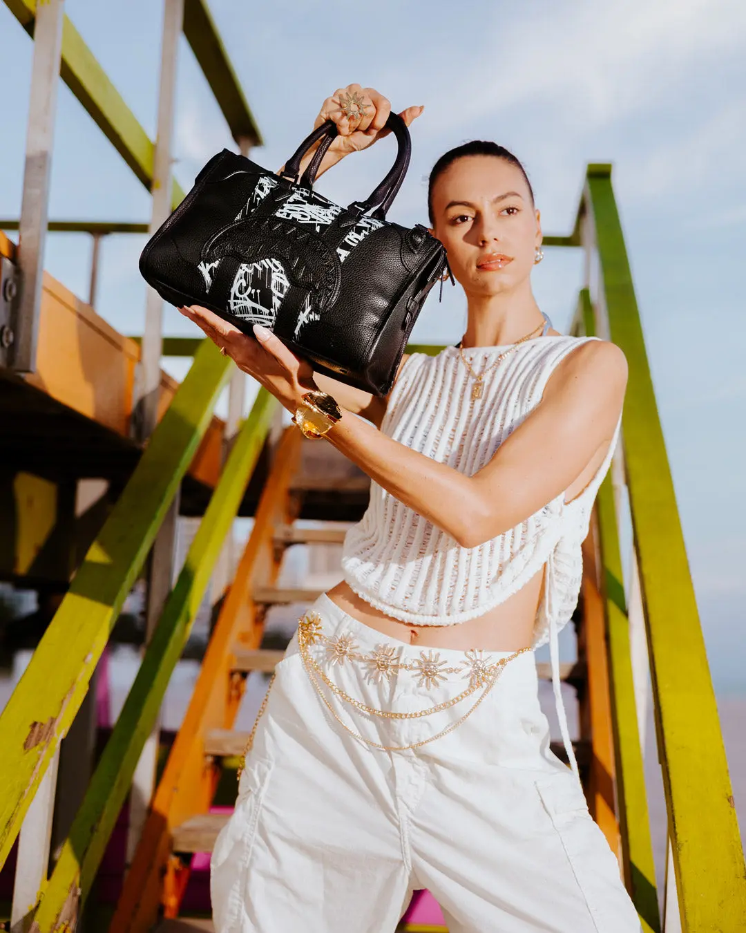 A.M.P.M PYRAMID MINI DUFFLE - Image 6