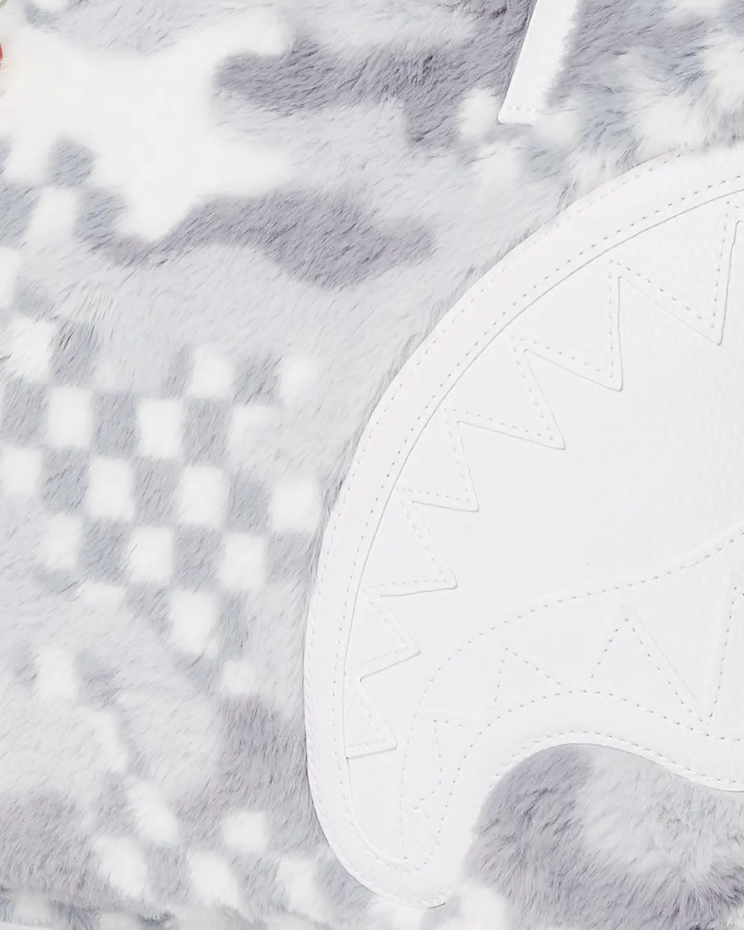 3AM PLUSH SWISS ALPS TOTE - Image 10