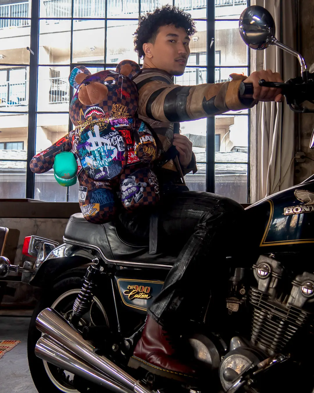 SHARKS IN PARIS THE RIZZ MONEYBEAR TEDDYBEAR BACKPACK - Image 8