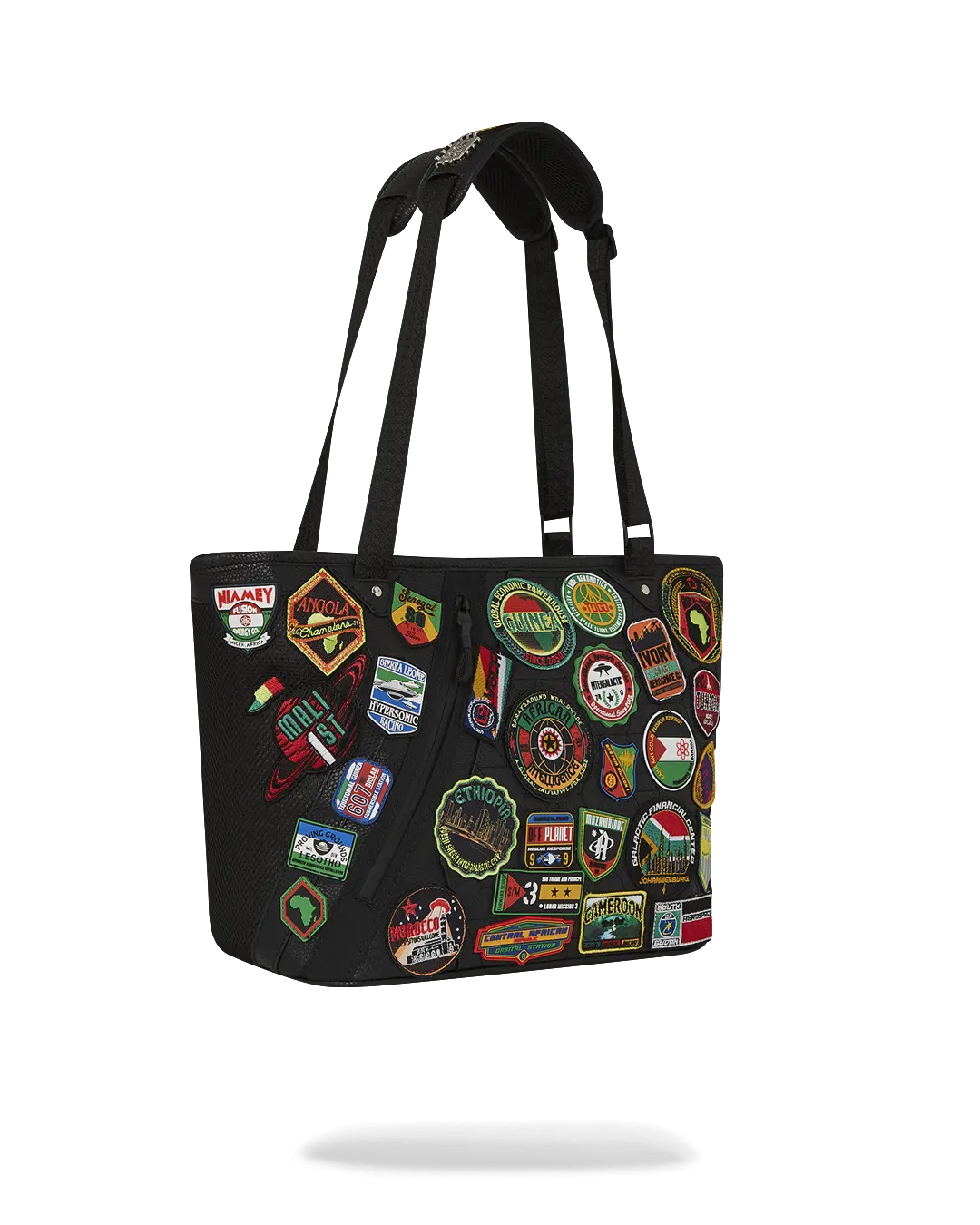 A.I. THE 54 (PATCHES OF AFRICA) CARGO TOTE - Image 3