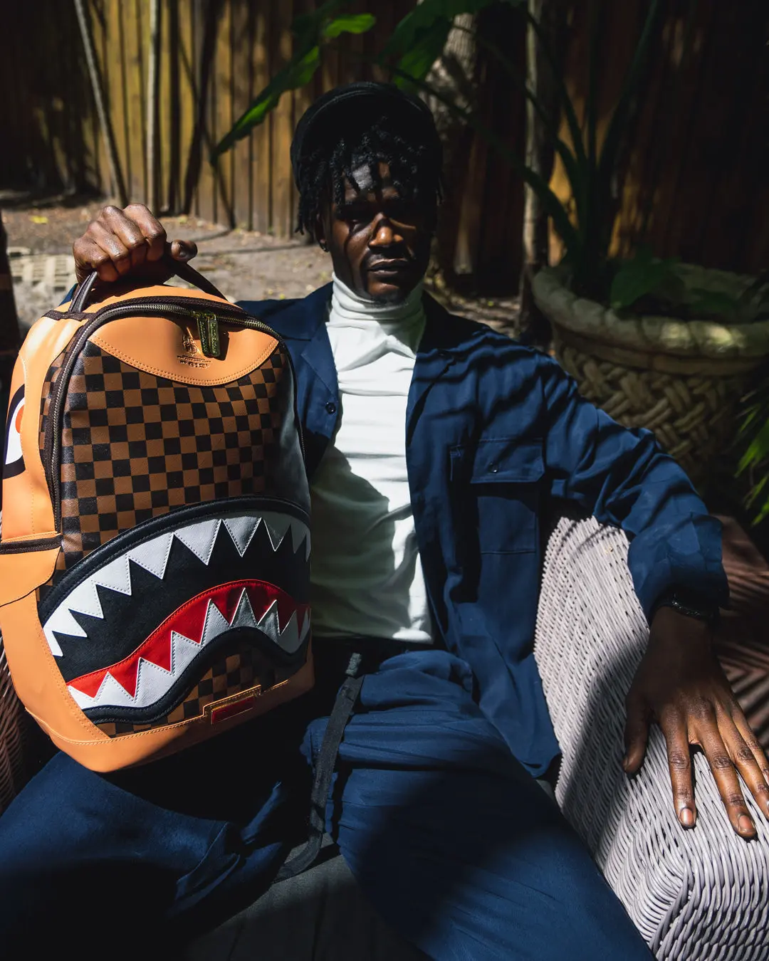HENNY AIR TO THE THRONE BACKPACK (DLXV) - Image 4