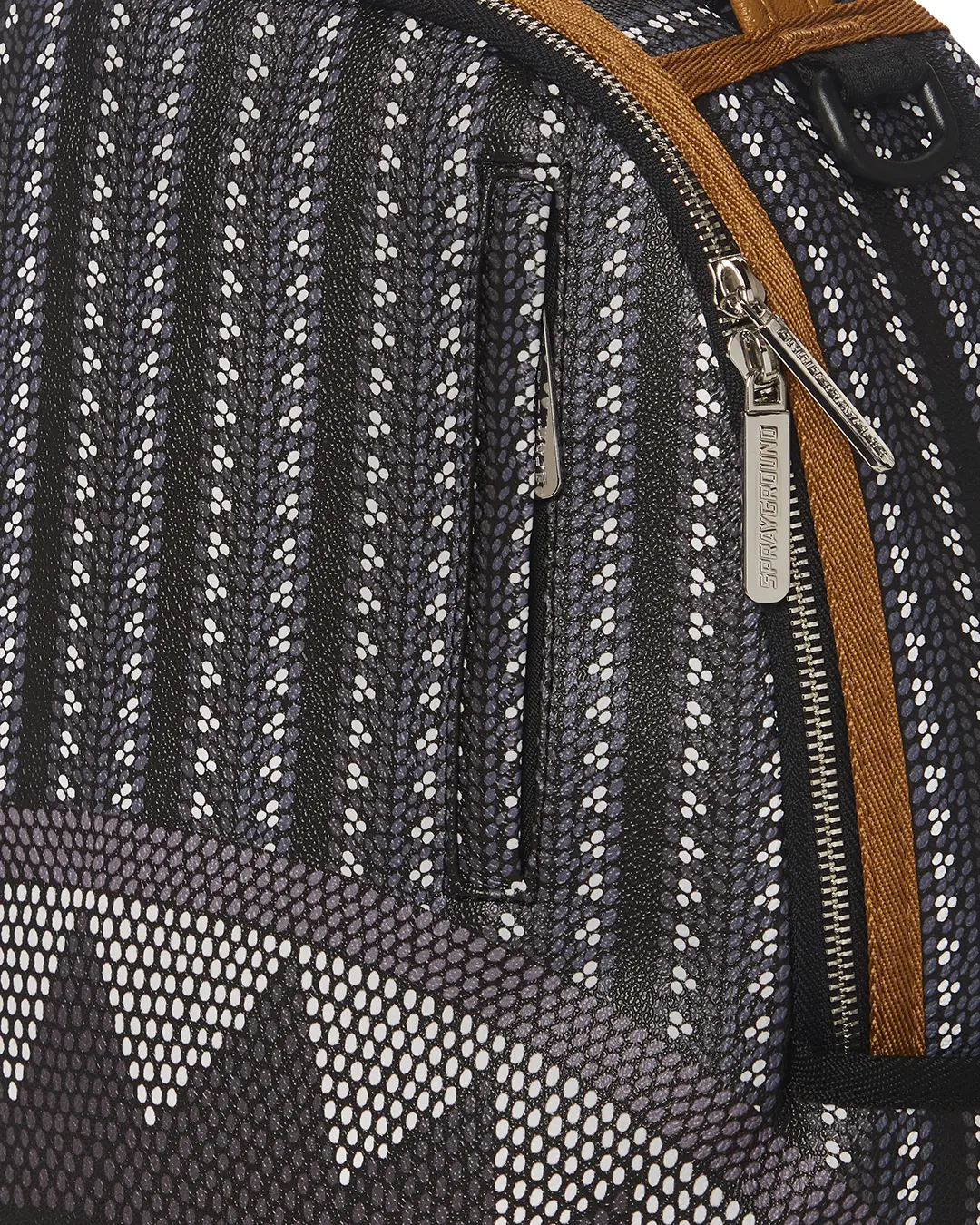 ILLUCHAINS BACKPACK (DLXV) - Image 11