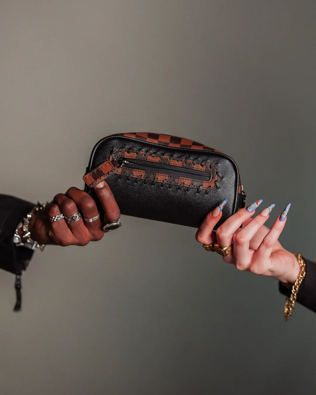 CHECKPOINT ROYALE POUCH - Image 2