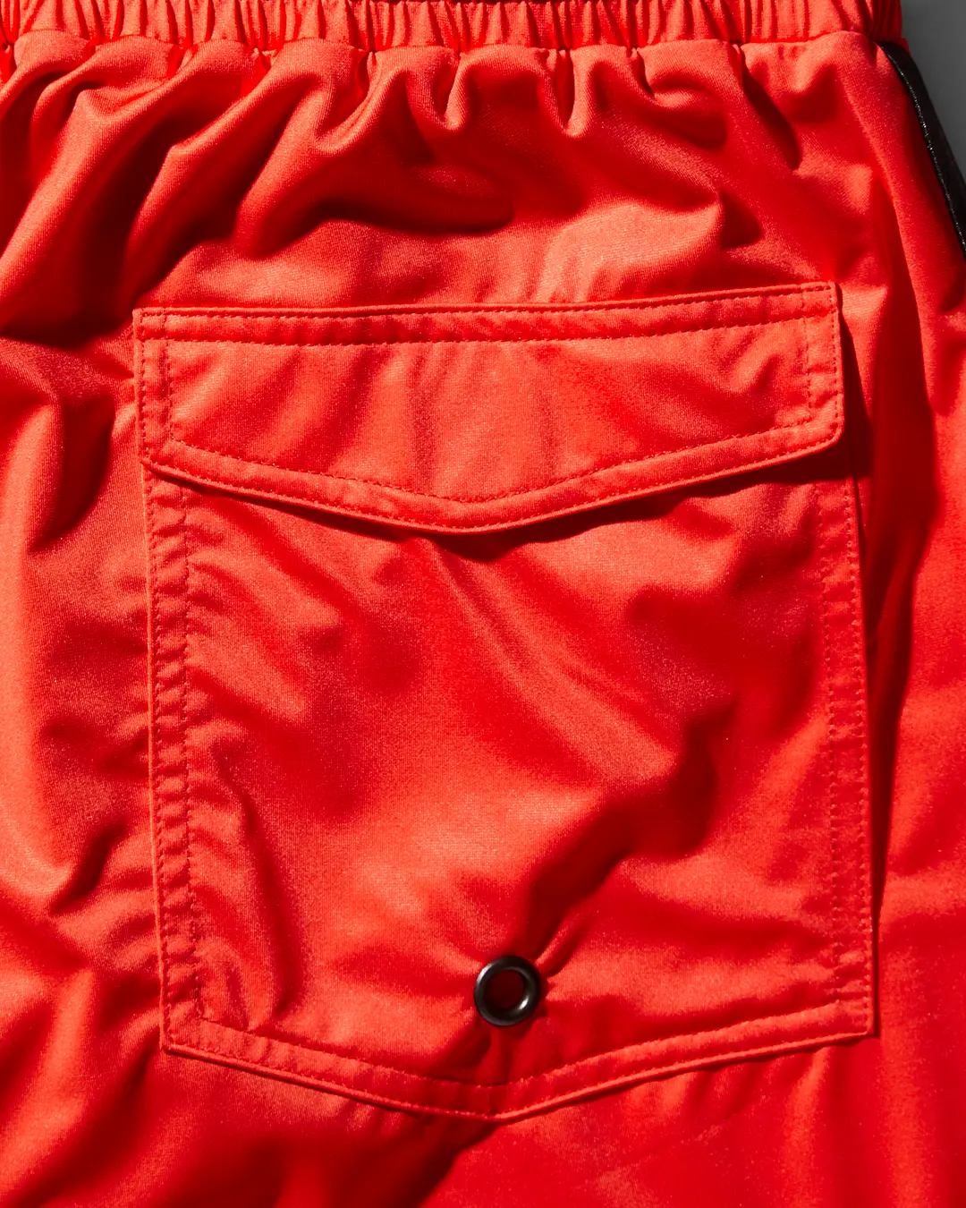 JAPAN WAVE CORTO SWIM TRUNKS (RED) - Image 4
