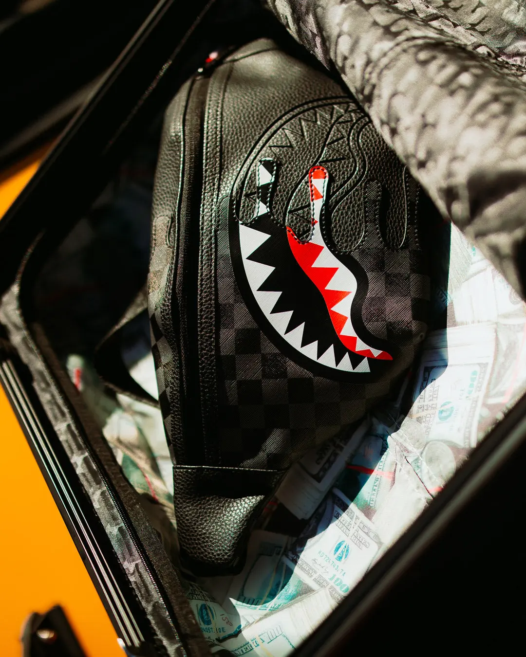 SPEED SHARK SIDE SWIPE SAVVY CROSSBODY - Image 6