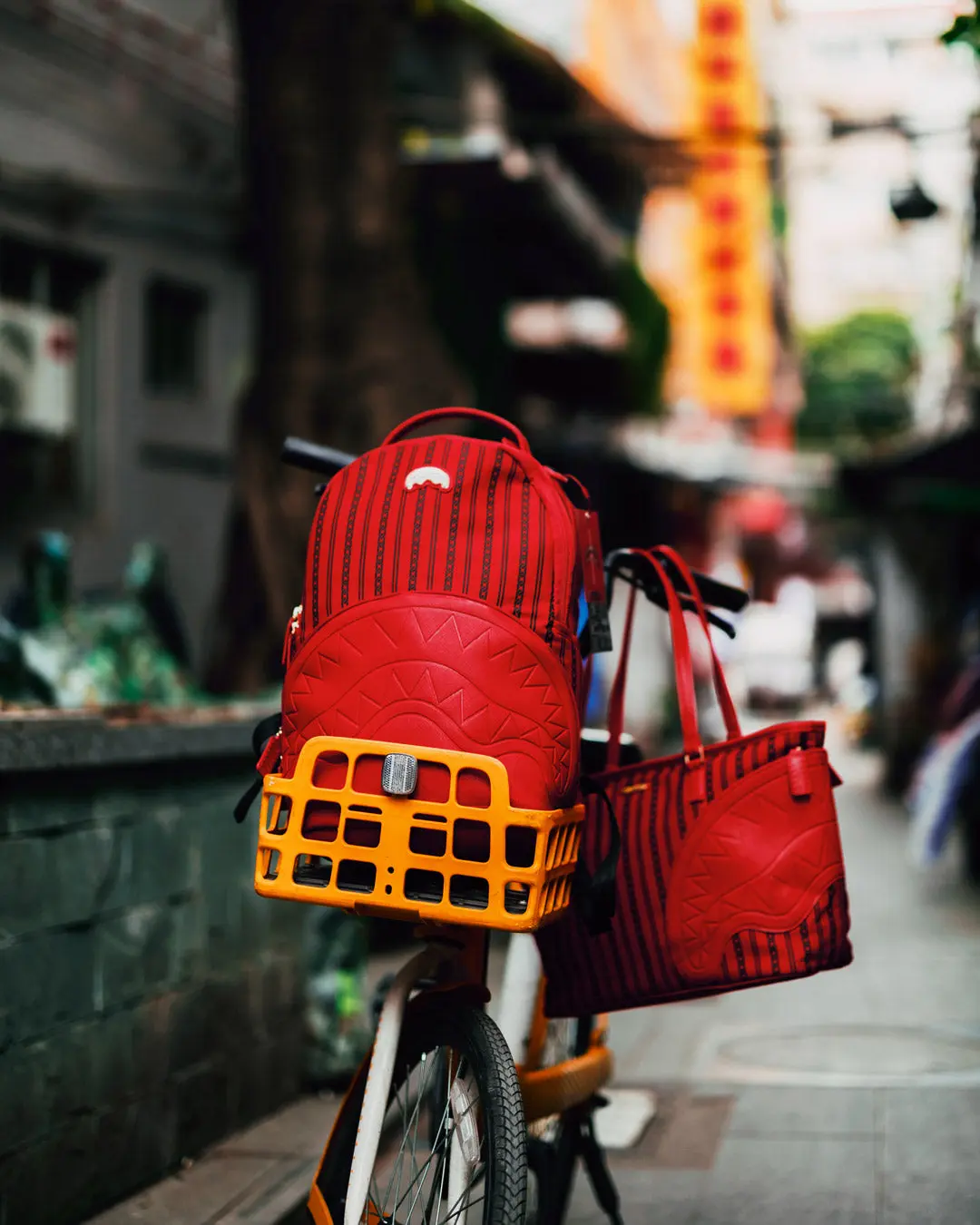 SKYCHAIN SUPPLYCHAIN TOTE - Image 10