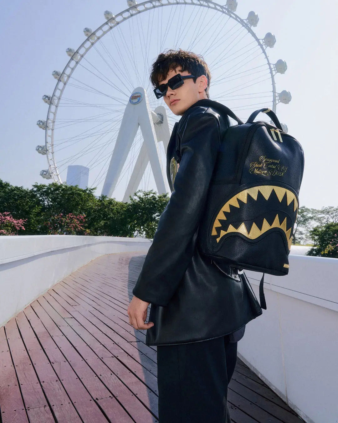 SHARK CENTRAL GILDED BITE BACKPACK - Image 6