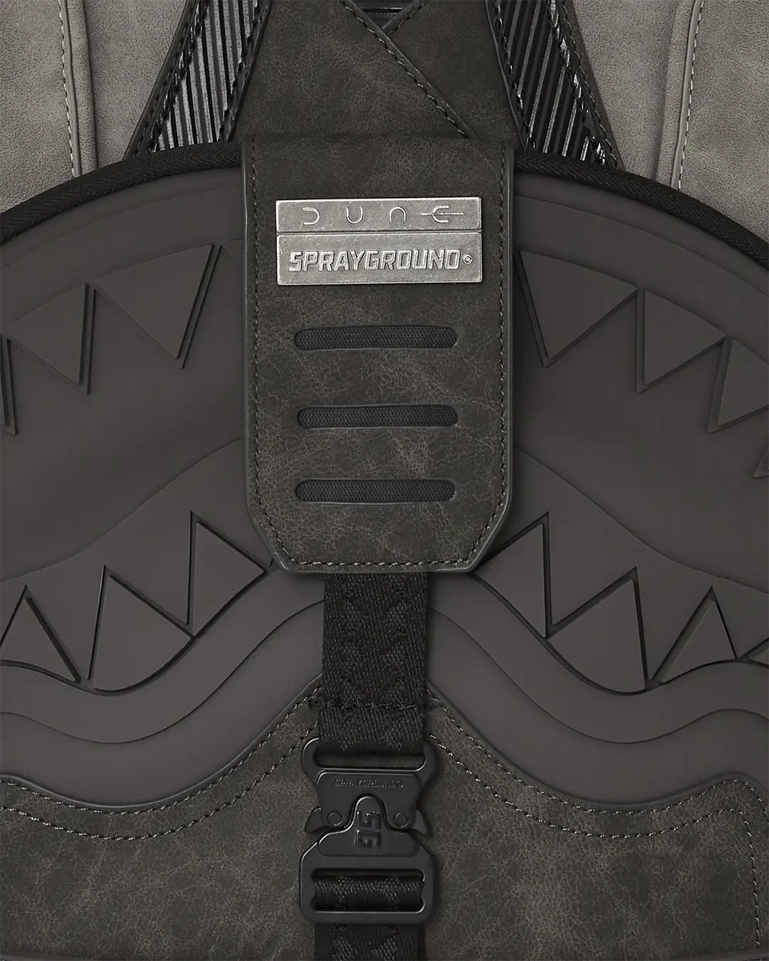 DUNE STILLSUIT SHARK BACKPACK - Image 14