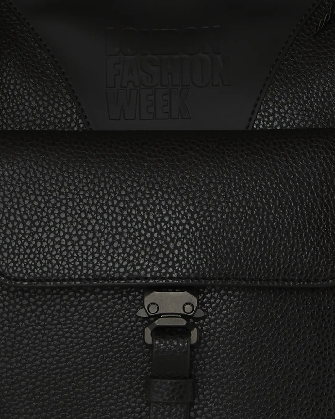 LONDON FASHION WEEK RED CARPET READY TOTE - Image 11