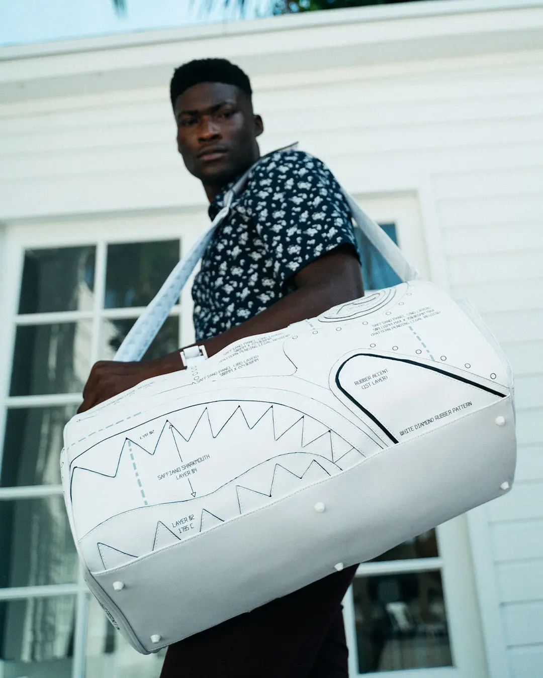 TECHNICAL CUT & SHARK DUFFLE - Image 2