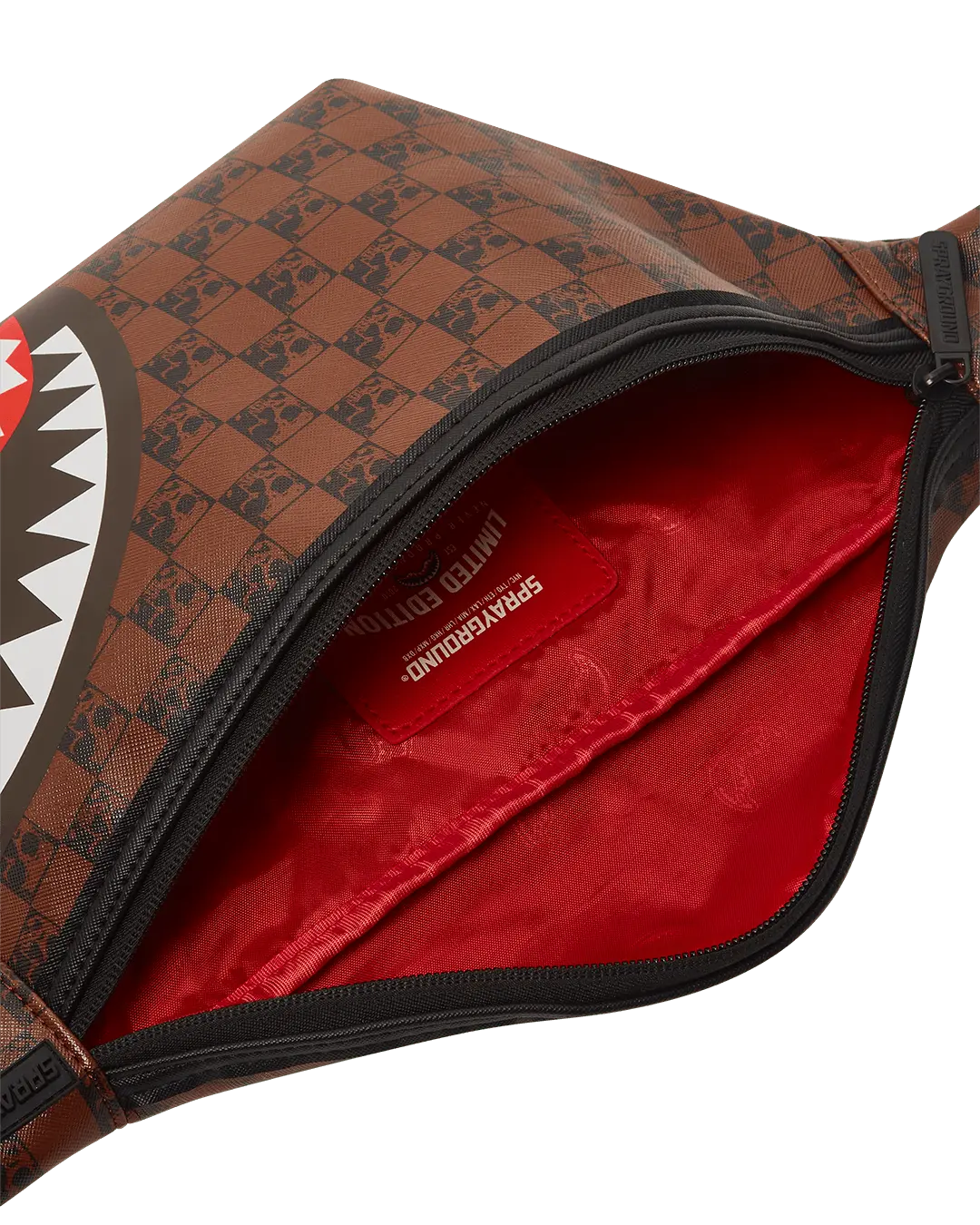 SHARKS AND SKULLS SAVVY CROSSBODY - Image 7