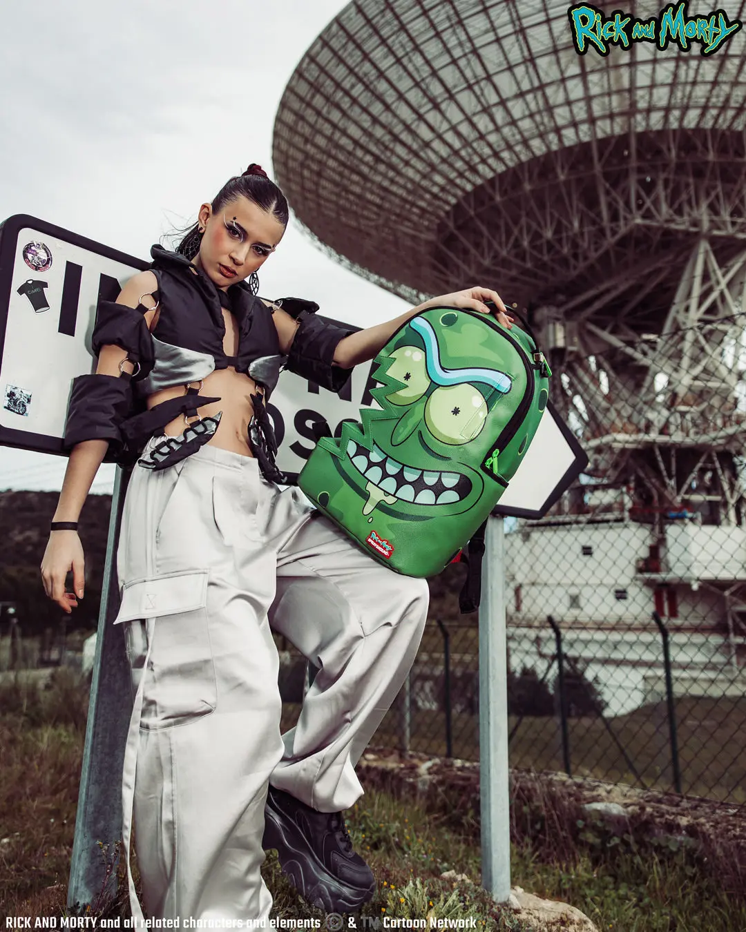 RICK & MORTY PICKLE SHARKBITE BACKPACK (DLXV) - Image 2