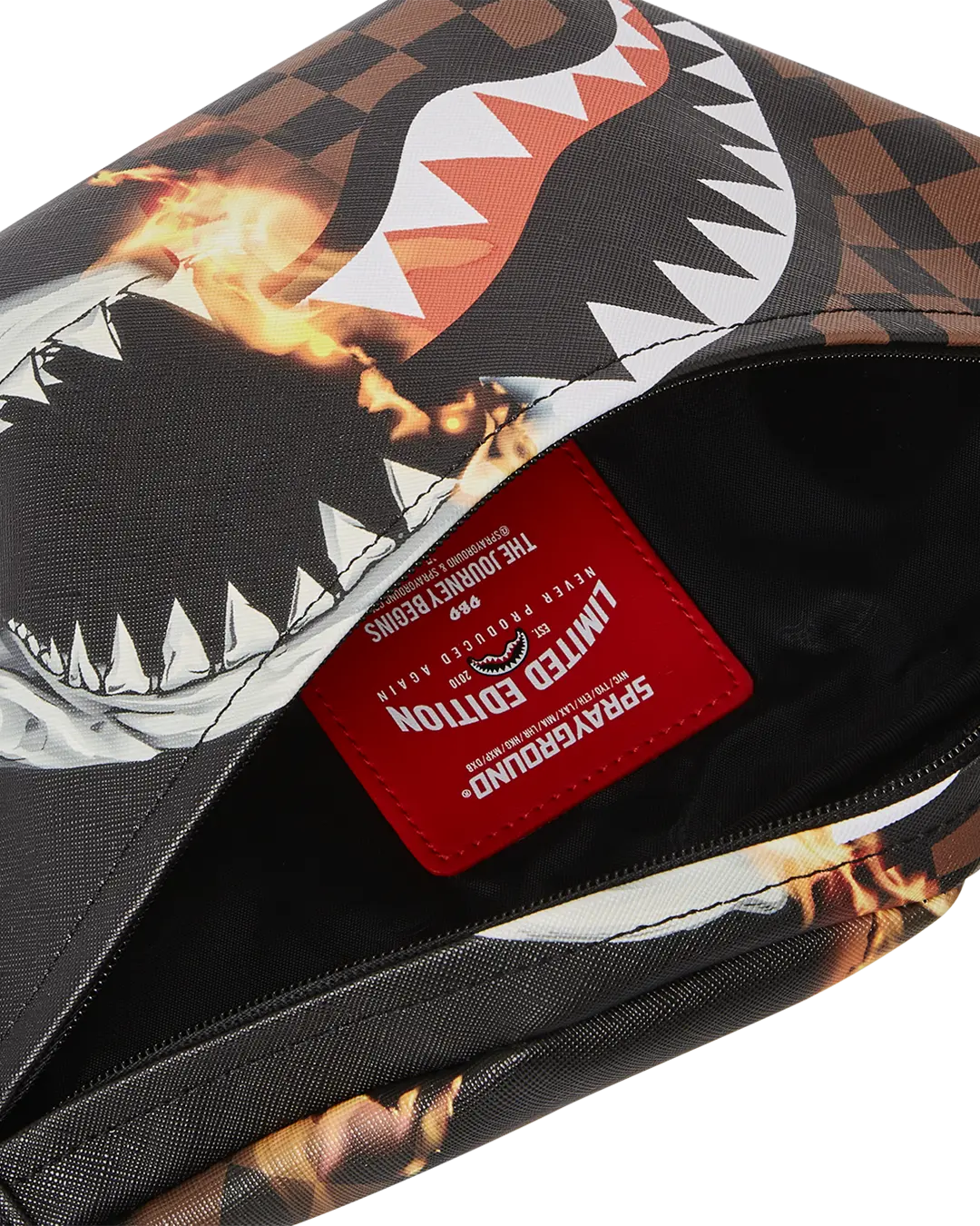 SHARKS IN PARIS UNSTOPPABLE SAVVY CROSSBODY - Image 7