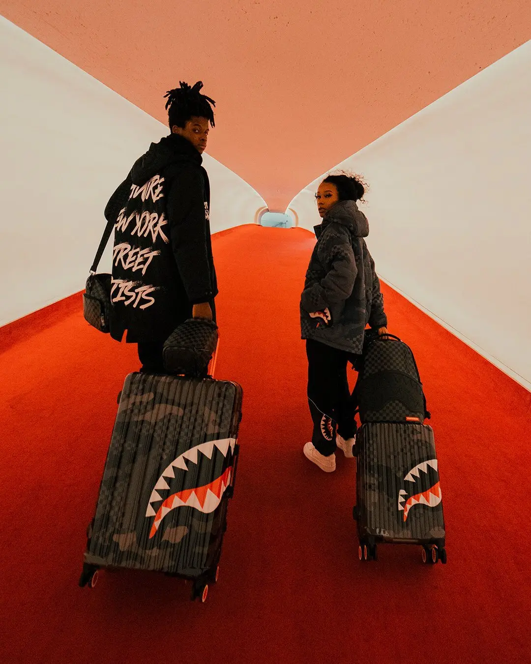 3AM SHARKNAUTICS 2 PC LUGGAGE SET - Image 6