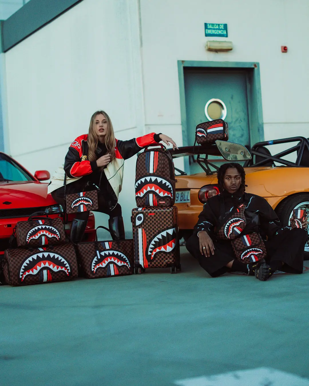 SHARKS IN PARIS GT DUFFLE - Image 10