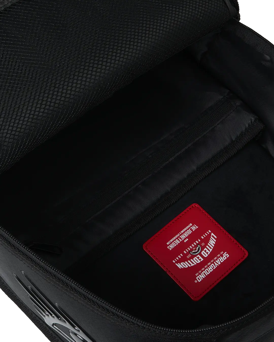 GLOSSY BOSSY - BLK METALLIC BACKPACK - Image 12