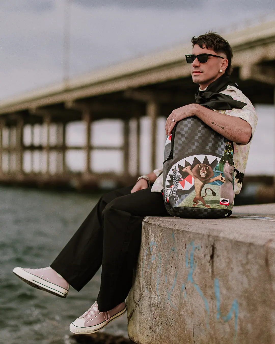 MADAGASCAR ESCAPE TO THE CITY BACKPACK - Image 4