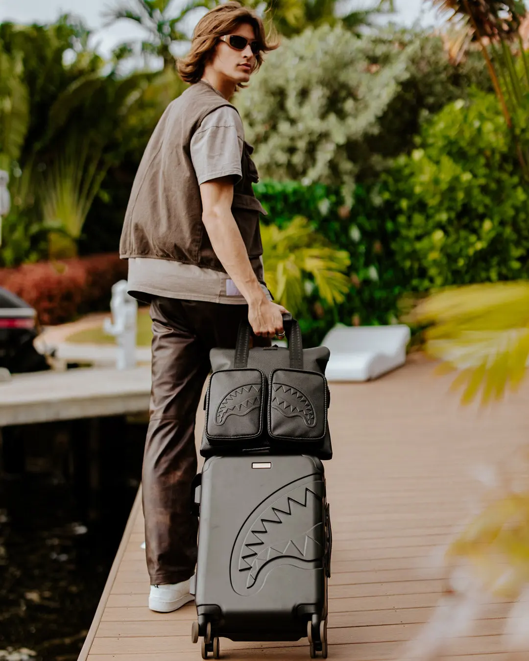 REALITY CHECK SHARKITECTURE CARRY-ON JETBLACK LUGGAGE (GOLD HARDWARE) - Image 12