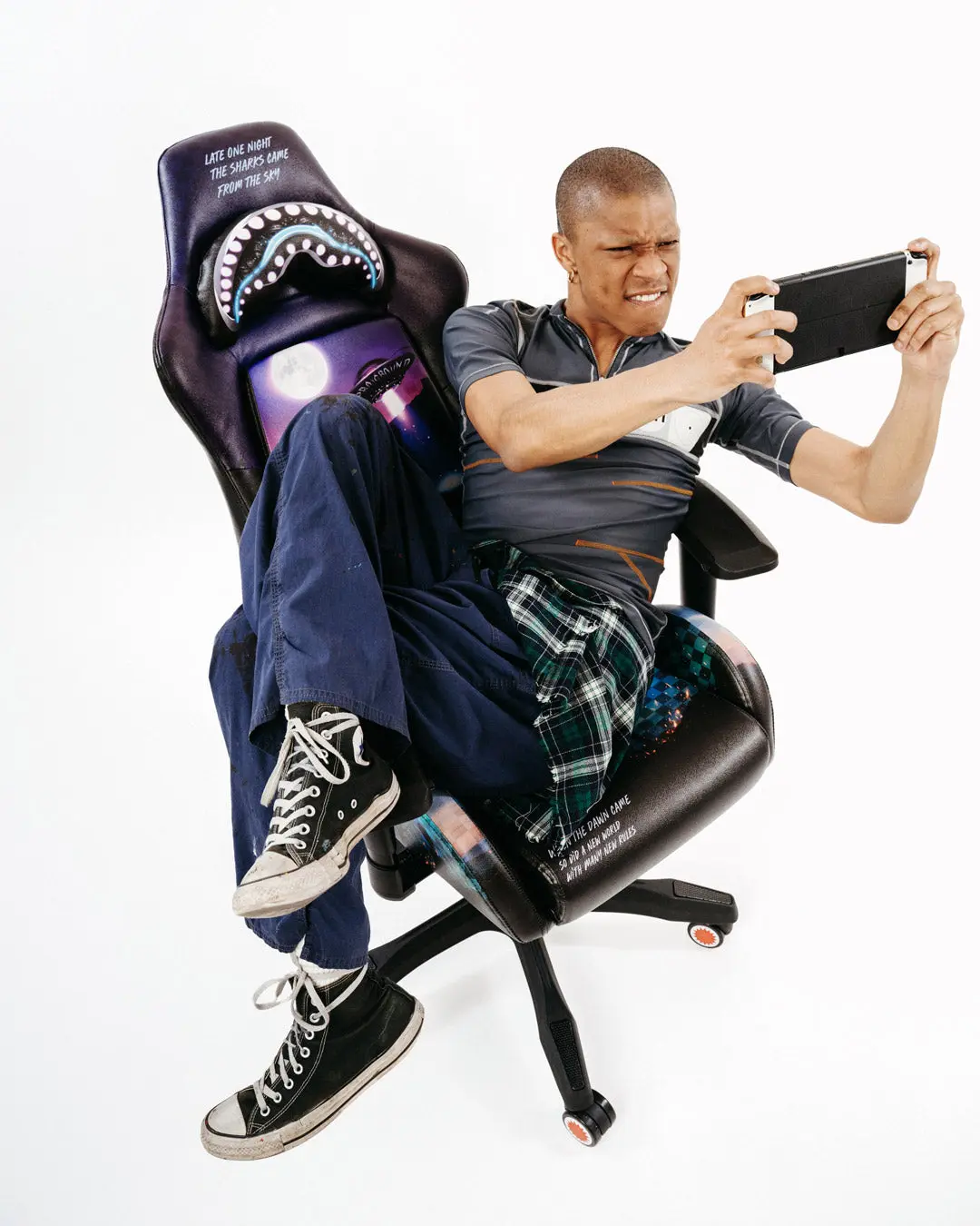 LATE ONE NIGHT GAMING CHAIR - Image 4