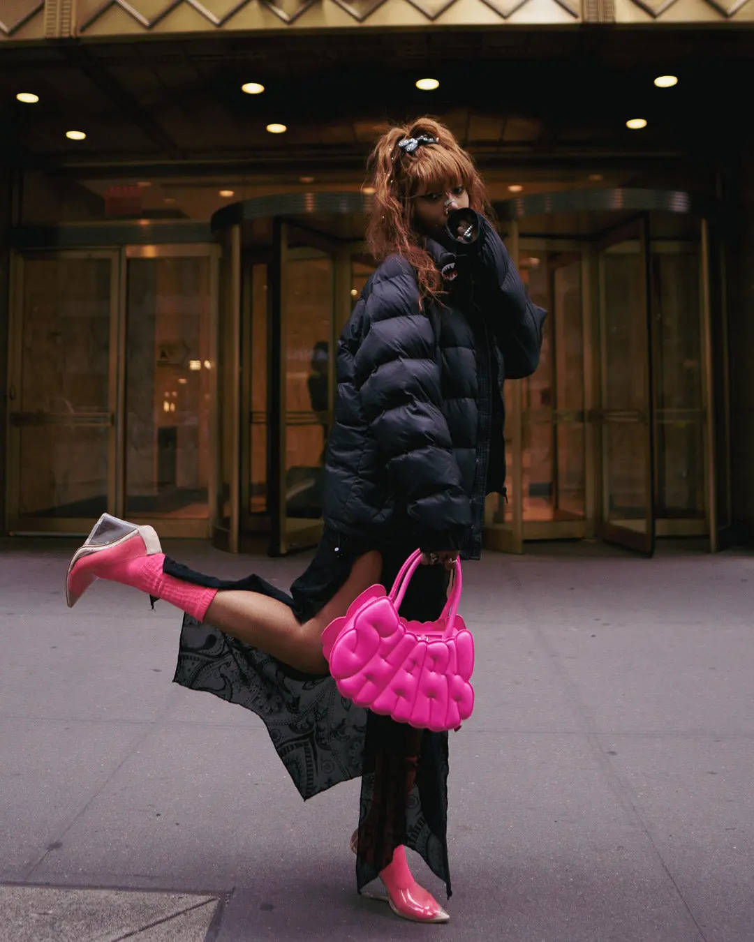 PINK POP SHARK BUBBLE HANDBAG - Image 6