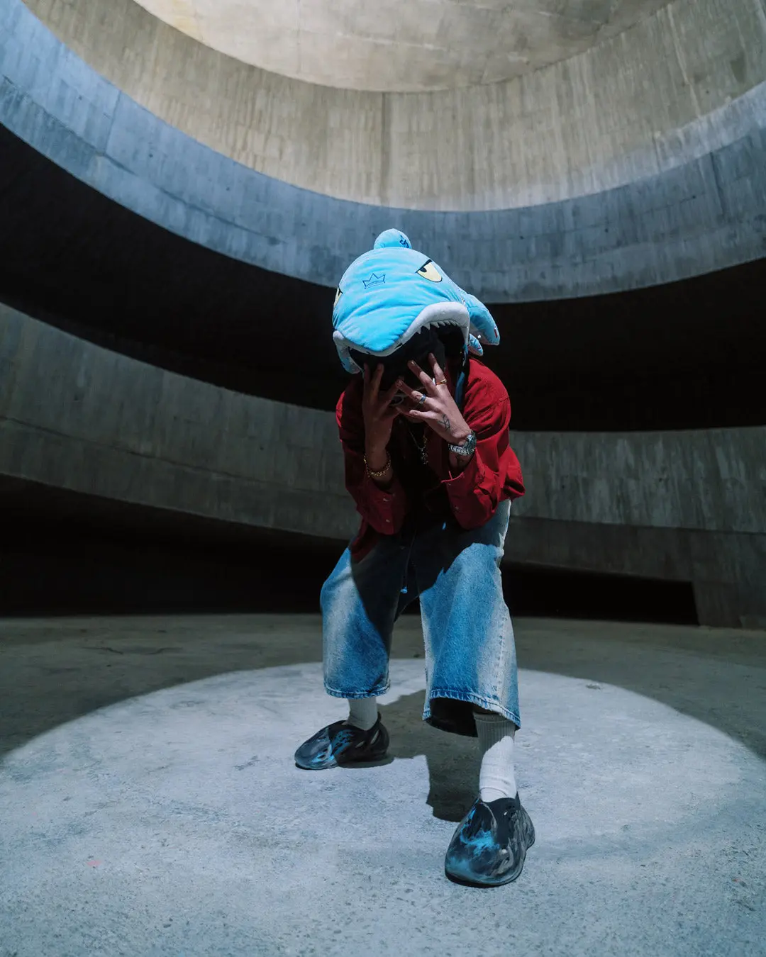 STUFFED SAVAGE HOODY BACKPACK SHARK - Image 2