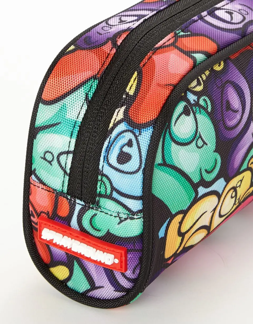 GUMMY LIPS PENCIL CASE - Image 5