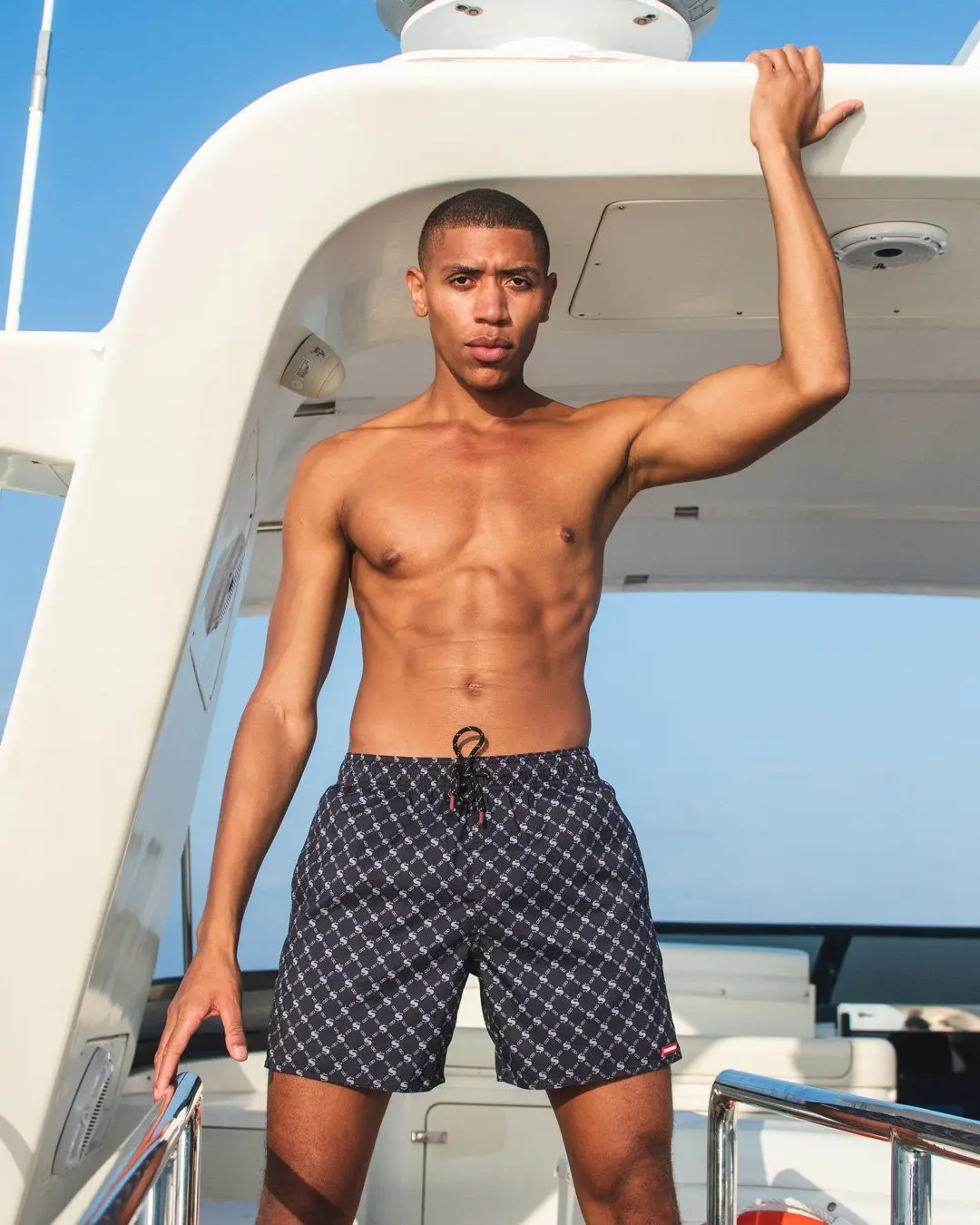 MIDNIGHT MONEY PATTERN SHOTO SWIM TRUNKS - Image 4