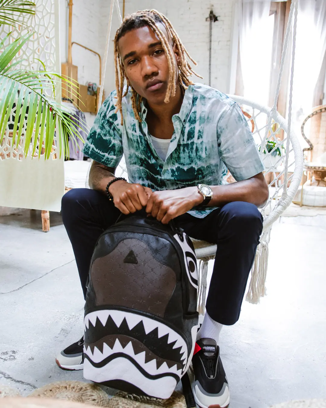 V.V.I.P. BACKPACK (DLXV) - Image 6