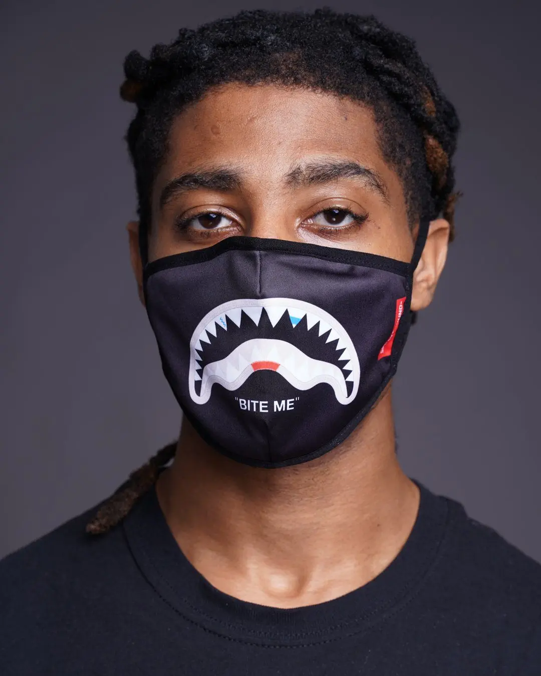 BITE ME SHARK (BLK) POLYESTER FACE MASK - Image 11
