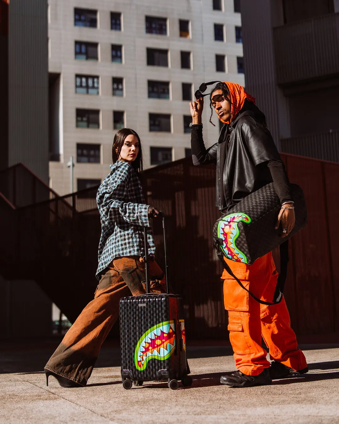 SLIME TAKEOVER HARD SHELL CARRY-ON LUGGAGE - Image 9