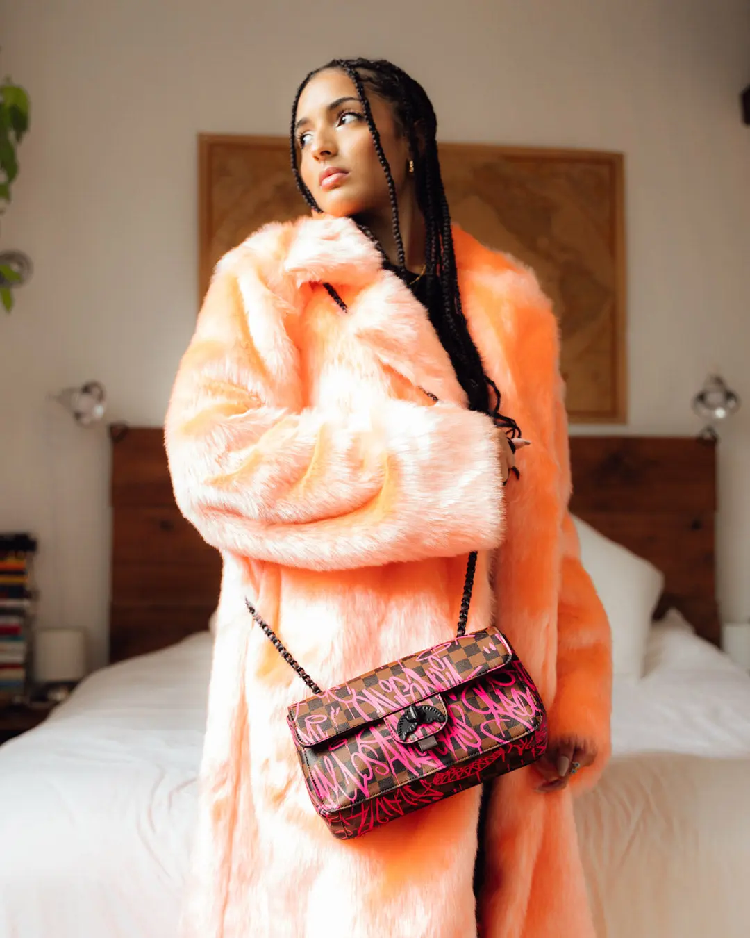 JETGRAPHIX SHARKCHAIN HANDBAG - Image 4