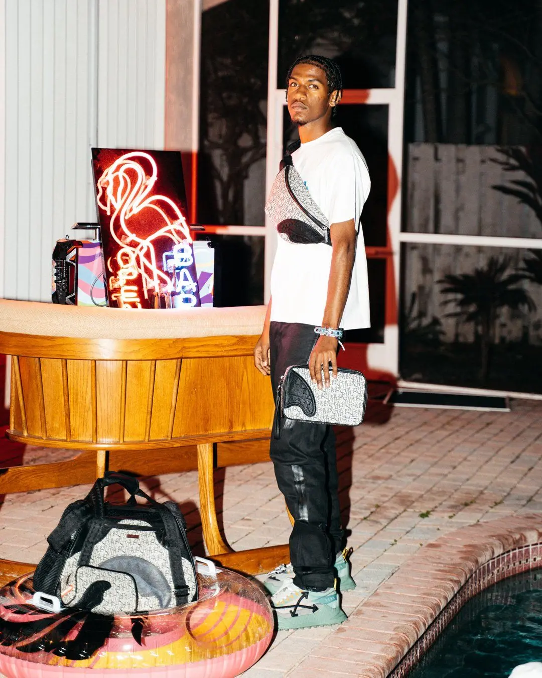 SG ALL DAY TOILETRY BAG - Image 10