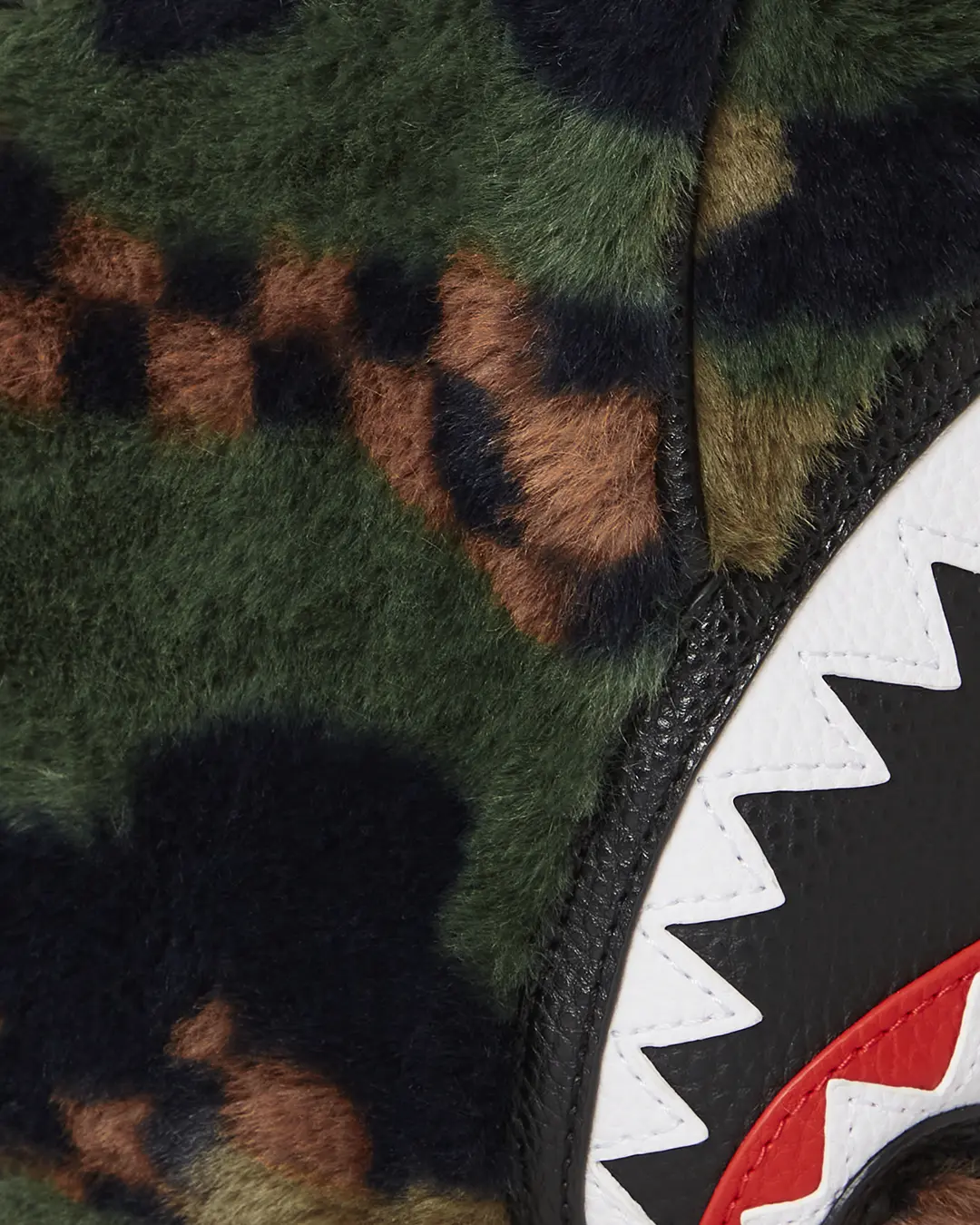 BIG SKY FUR SHARK MINI DUFFLE - Image 11