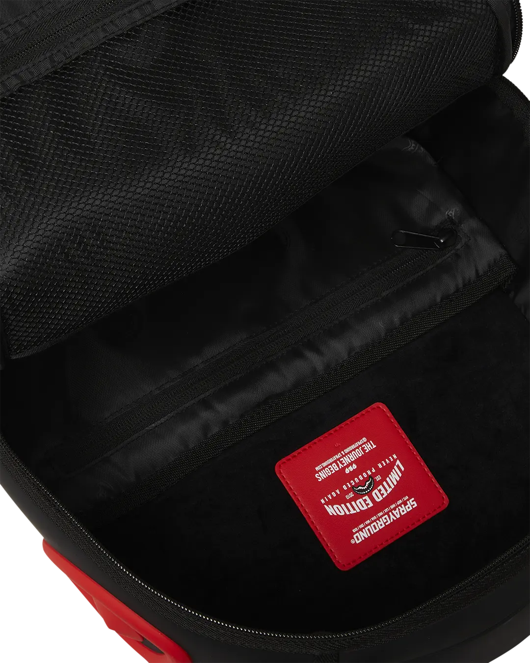 MADNESS SHARK DLXV BACKPACK - Image 11