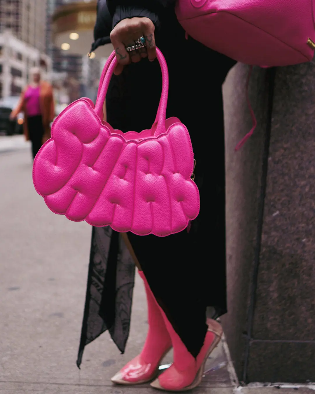 PINK POP SHARK BUBBLE HANDBAG - Image 2
