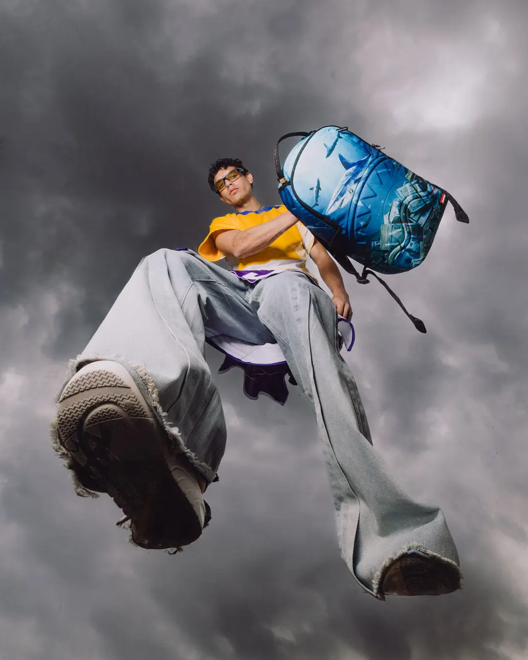SHARK SECURITY CEO BACKPACK - Image 2