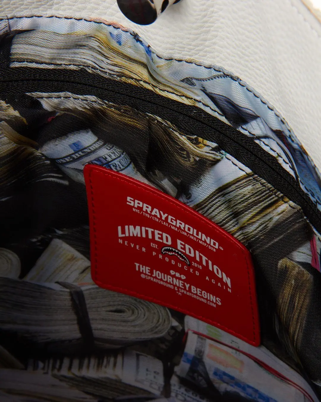SHARKS OF THE WORLD TOTE - Image 6