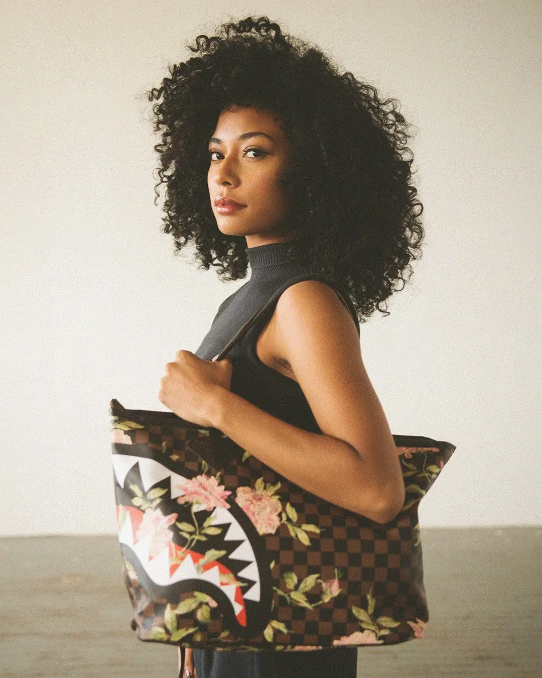 SHARKFLOWER TOTE - Image 3