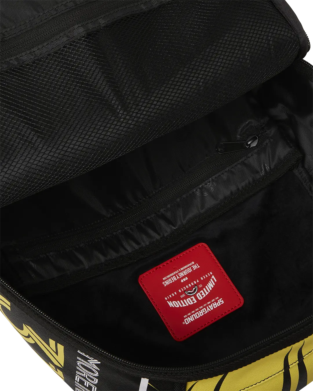 MLS COLUMBUS CREW STEVEN MOREIRA 9 BACKPACK - Image 8