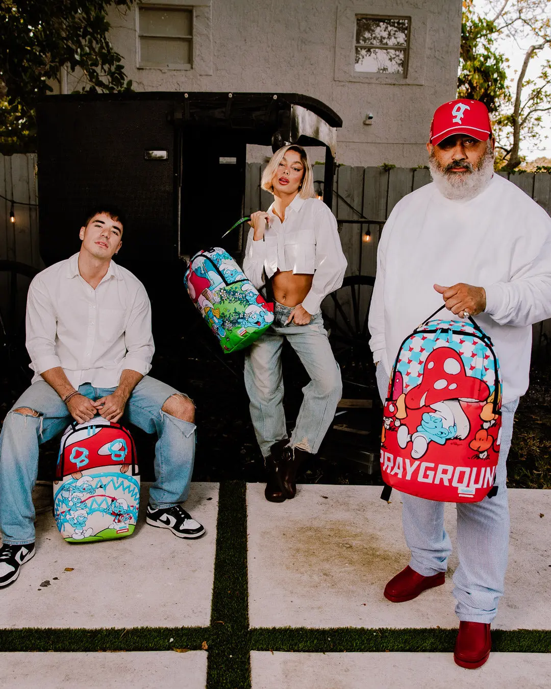 SMURFS IN THE GARDEN BACKPACK - Image 12