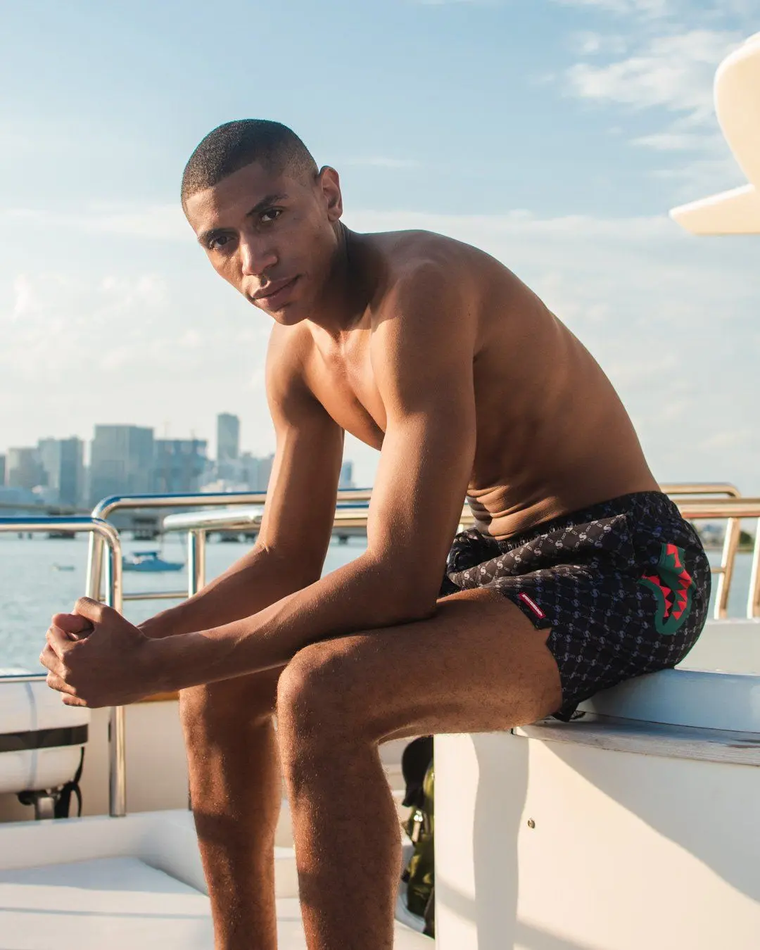 MIDNIGHT MONEY PATTERN SHOTO SWIM TRUNKS - Image 7