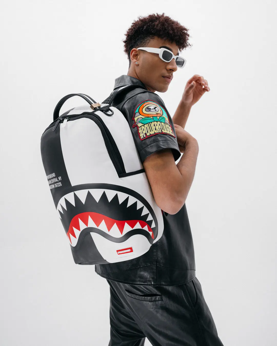SHARK CENTRAL SPLIT BACKPACK BLK/WHT (DLXV) - Image 2