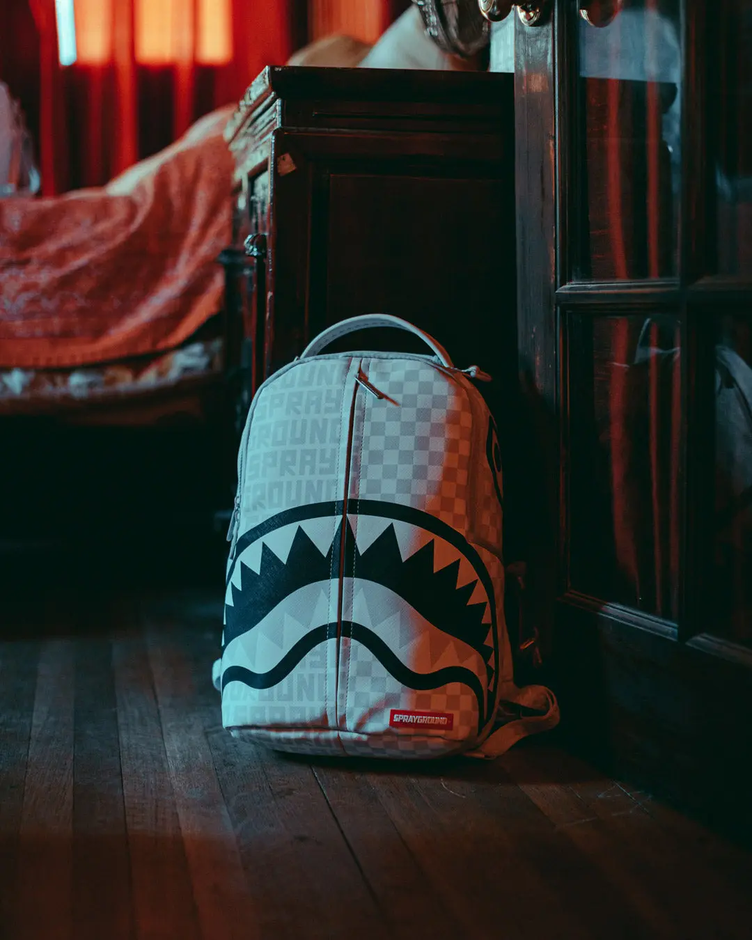 SPLIT THE CHECK (PEARL) BACKPACK (DLXV) - Image 8