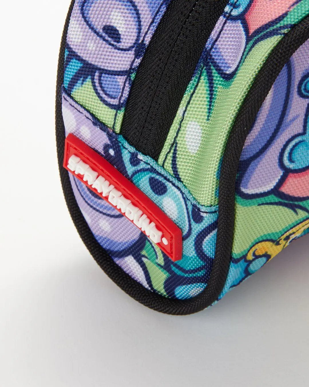 YUMMY GUMMY LIPS POUCH - Image 5