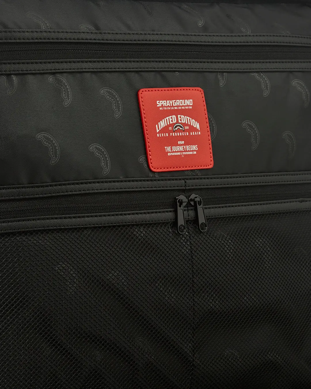 XTC GREY SHARKS IN PARIS JETSETTER CARRY-ON LUGGAGE - Image 17
