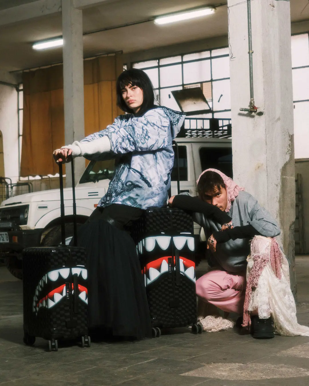 SHARKS IN PARIS HYPER PUFF CARRY-ON LUGGAGE - Image 8