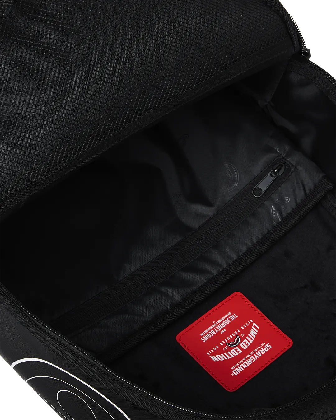 SHARK CENTRAL OUT THE LINE DLXSV BACKPACK - Image 11