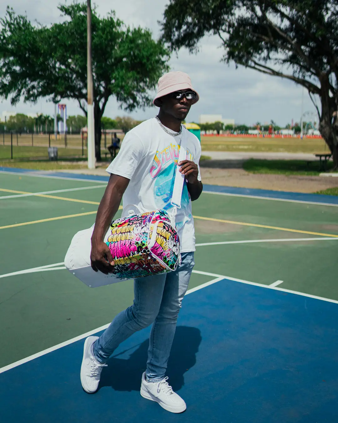 HALF GRAFF DUFFLE - Image 6