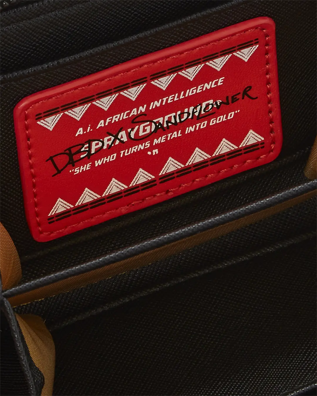 OBSIDIAN STUNNER A.I.6 SANDFLOWER COLLAB WALLET - Image 8
